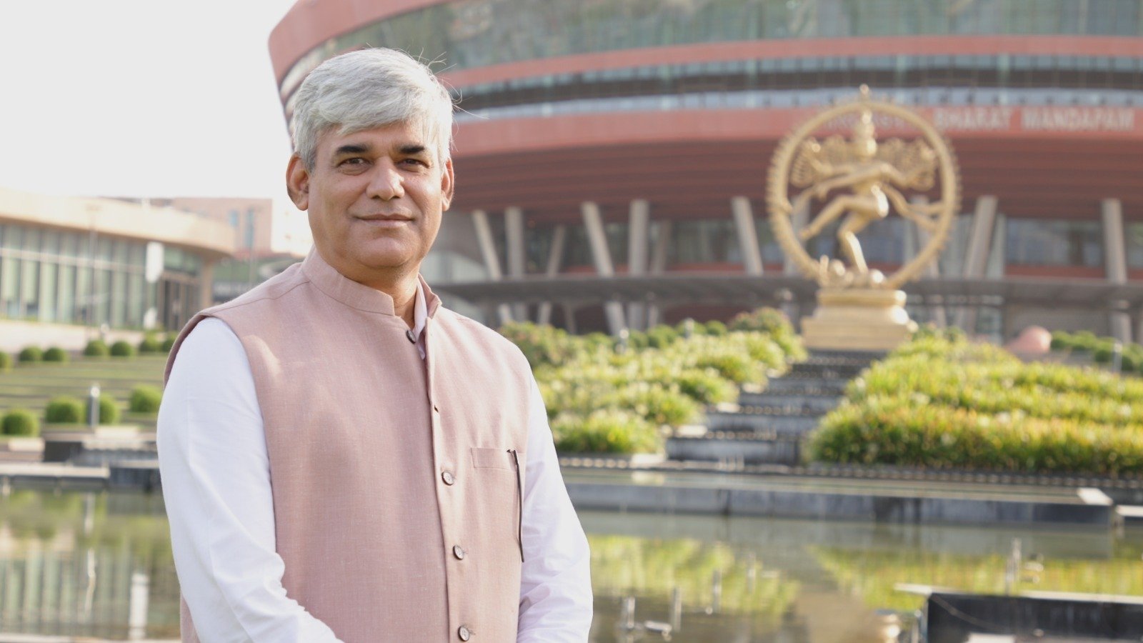 Shishir Sinha.jpeg
